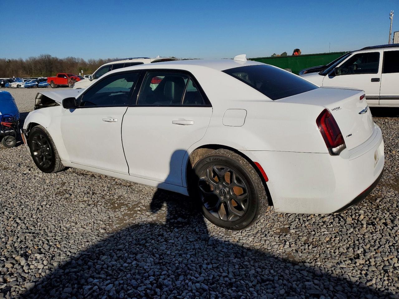 2015 Chrysler 300 S - Фото 2