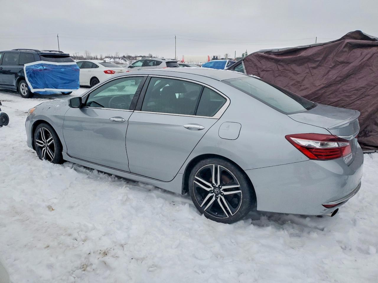 2016 Honda Accord Sport - Image 2