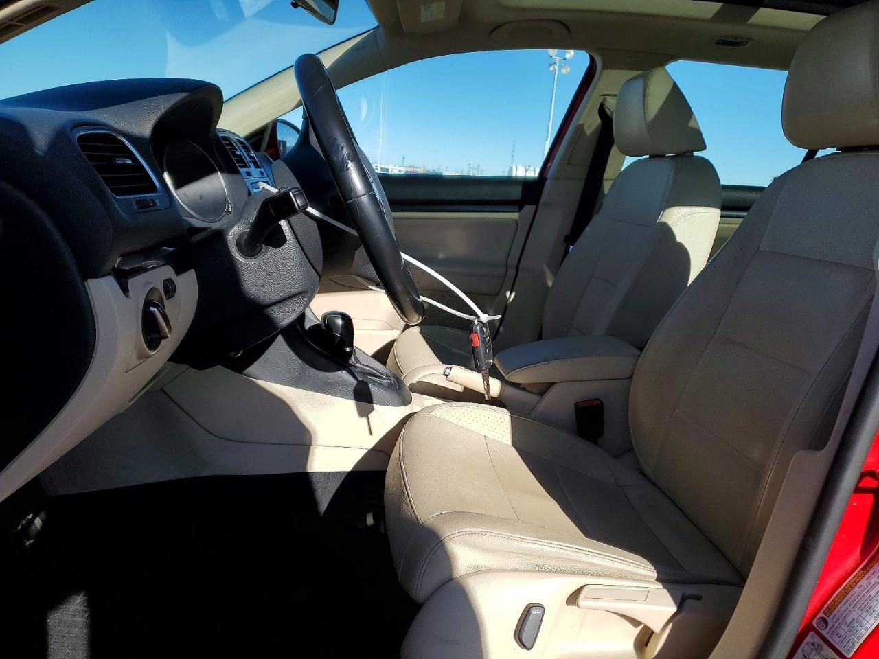 2012 Volkswagen Jetta S - Image 7