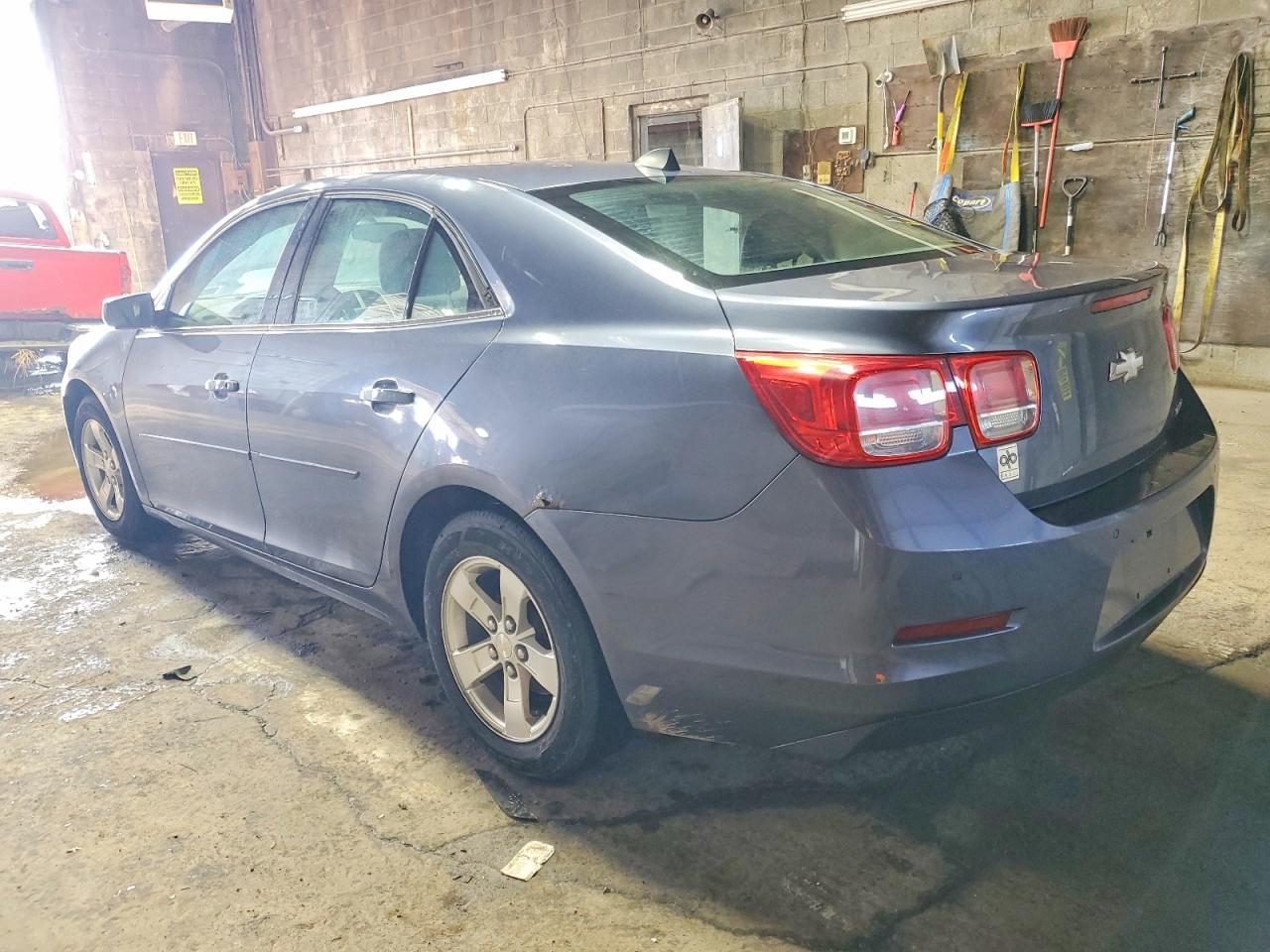 2013 Chevrolet Malibu Ls - Фото 2