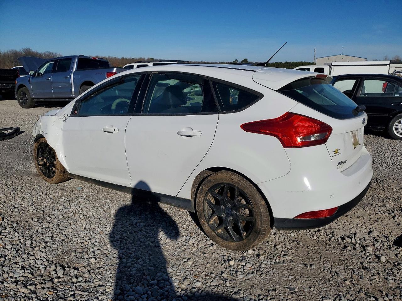 2016 Ford Focus Se - Фото 2