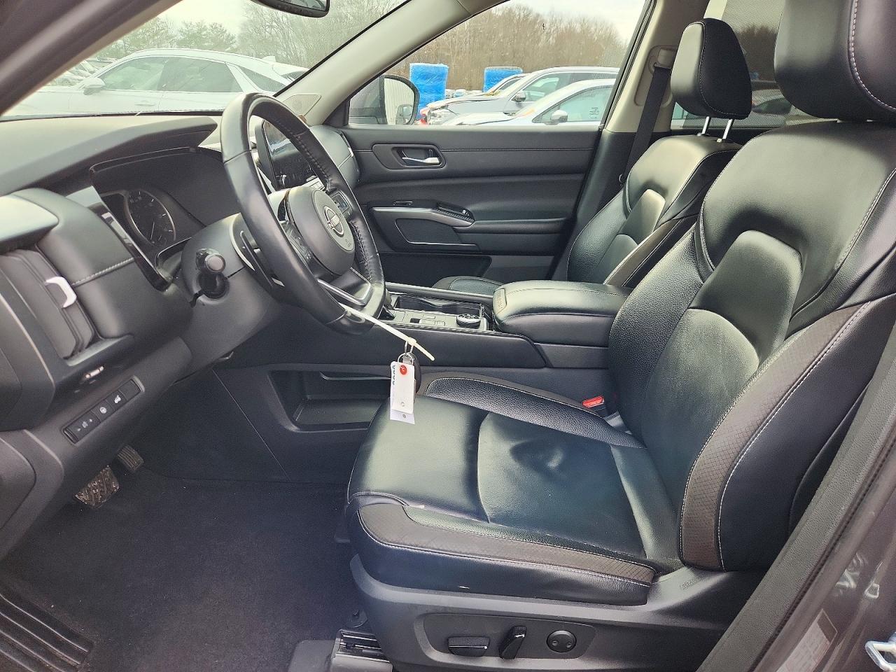 2022 Nissan Pathfinder Sl - Фото 7