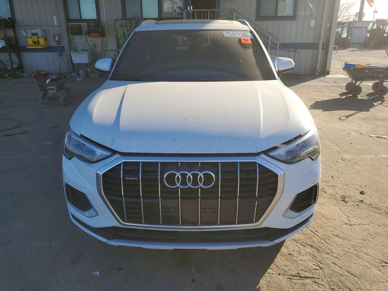 2020 Audi Q3 Premium - Фото 5