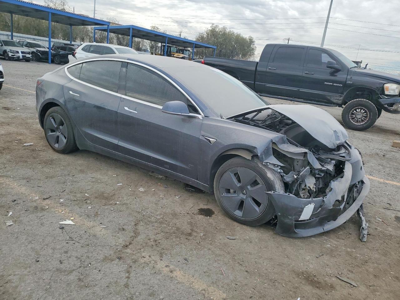 2019 Tesla Model 3 - Image 4