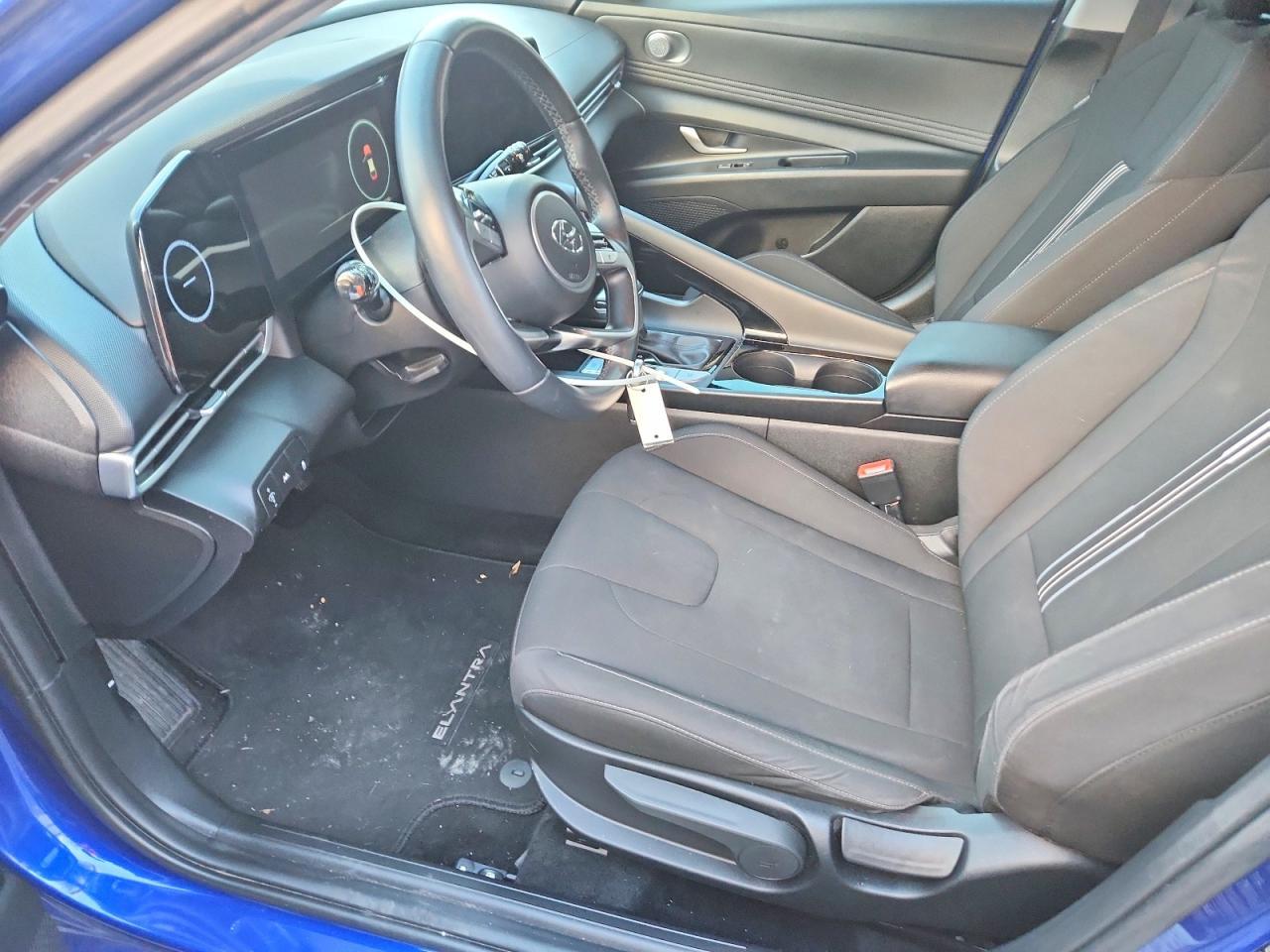 2023 Hyundai Elantra Sel - Фото 7