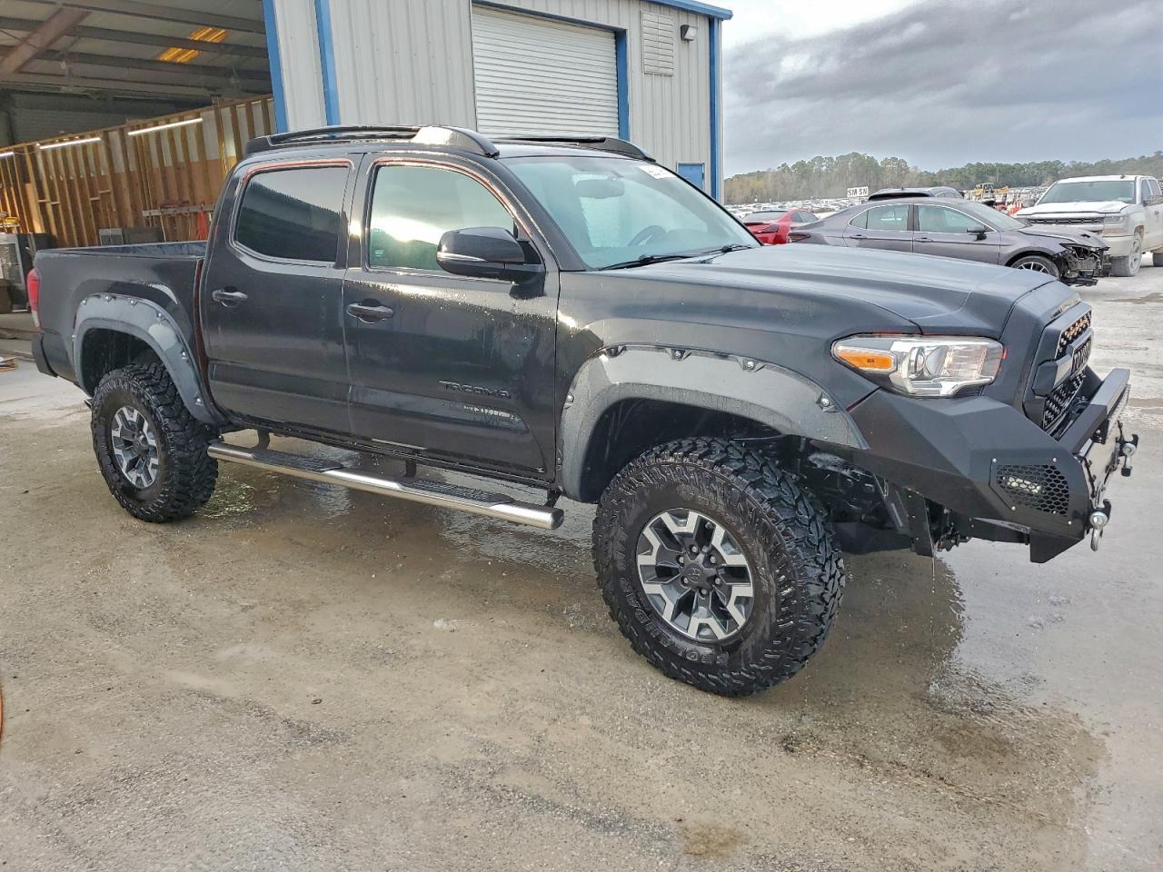 2017 Toyt Tacoma Trd Off-Road 4X4 - Фото 4