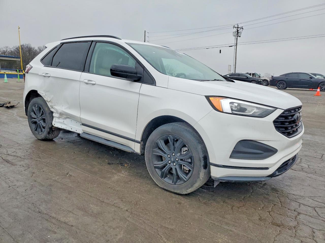 2022 Ford Edge Se - Фото 4