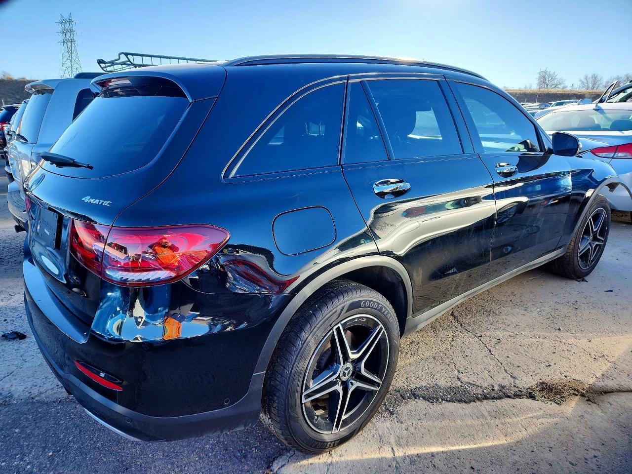 2022 Mercedes-Benz Glc 300 4Matic - Фото 3