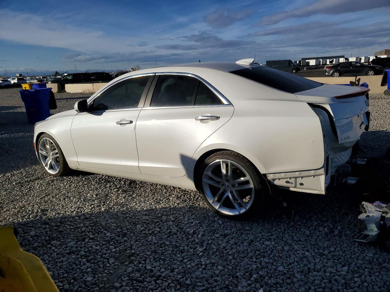2015 Cadillac Ats Luxury - Image 2