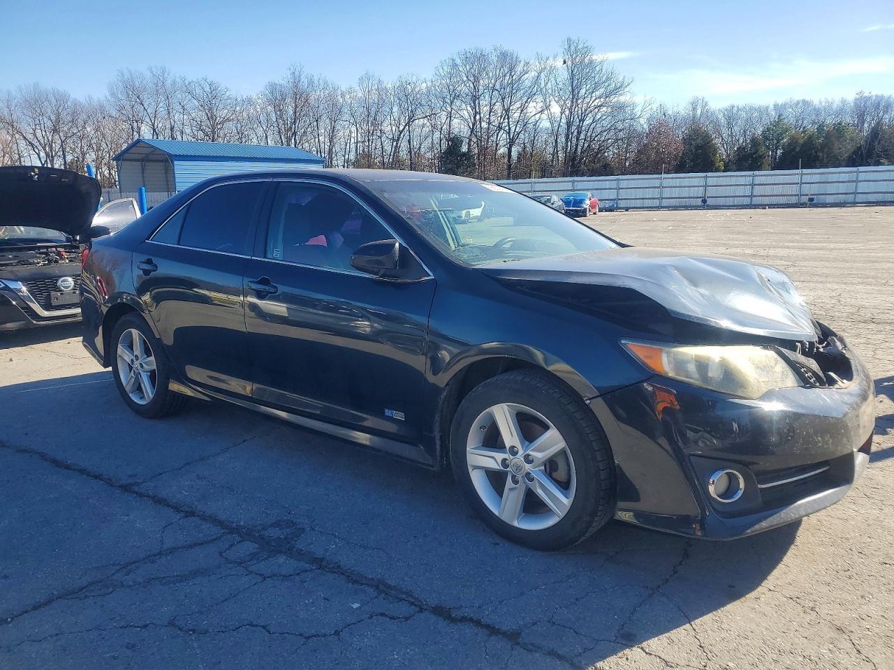 2014 Toyota Camry Hybrid - Фото 4