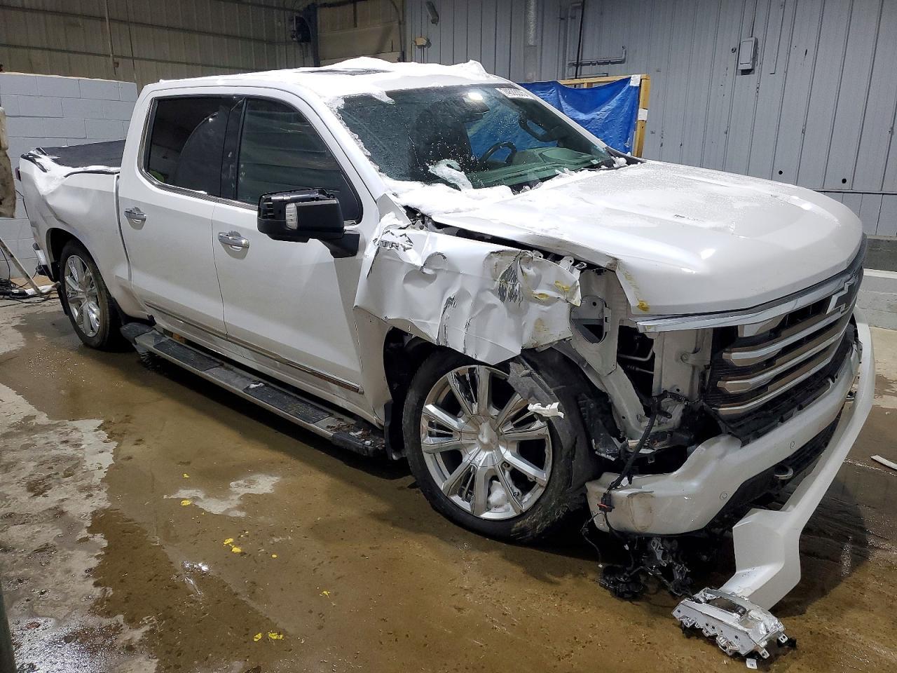 2022 Chevrolet Silverado K1500 High Country - Фото 4