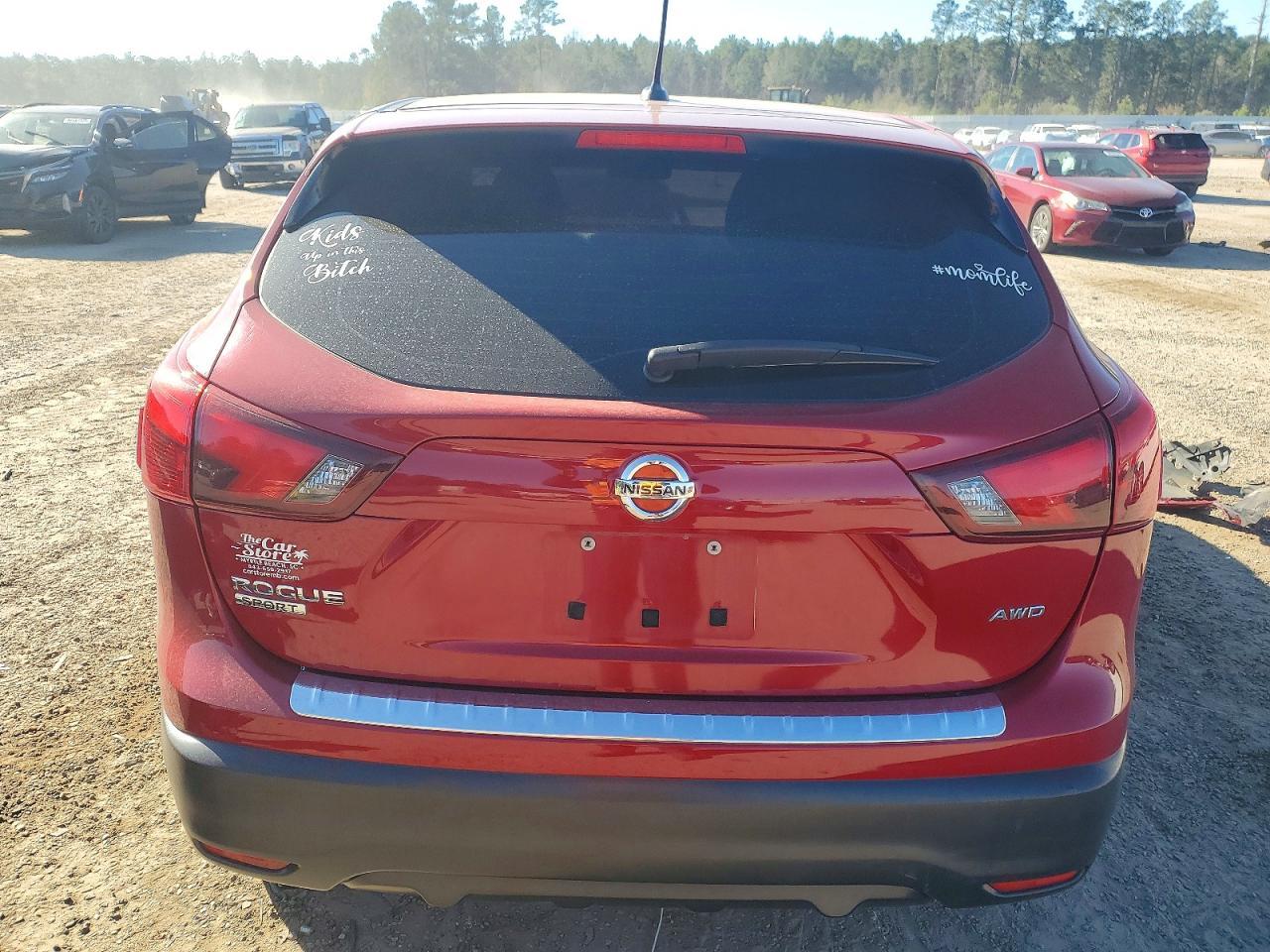 2017 Nissan Rogue Sport S - Фото 6