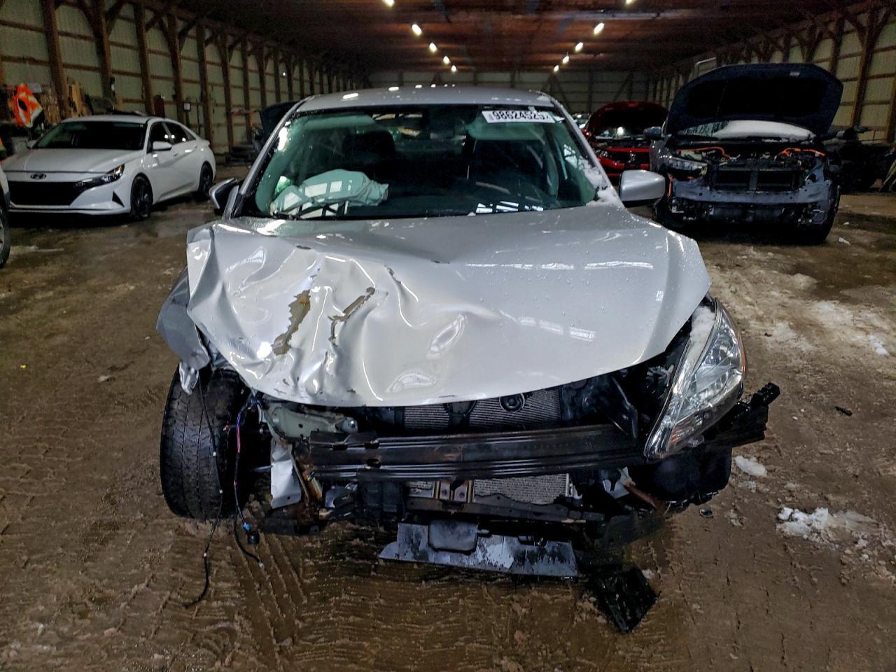 2015 Nissan Sentra S - Image 5