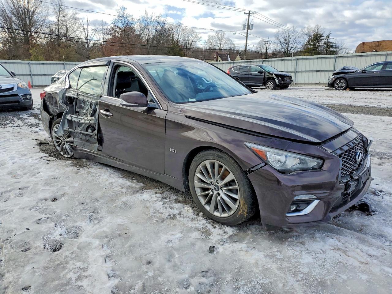 2019 Infiniti Q50 Luxe - Image 4