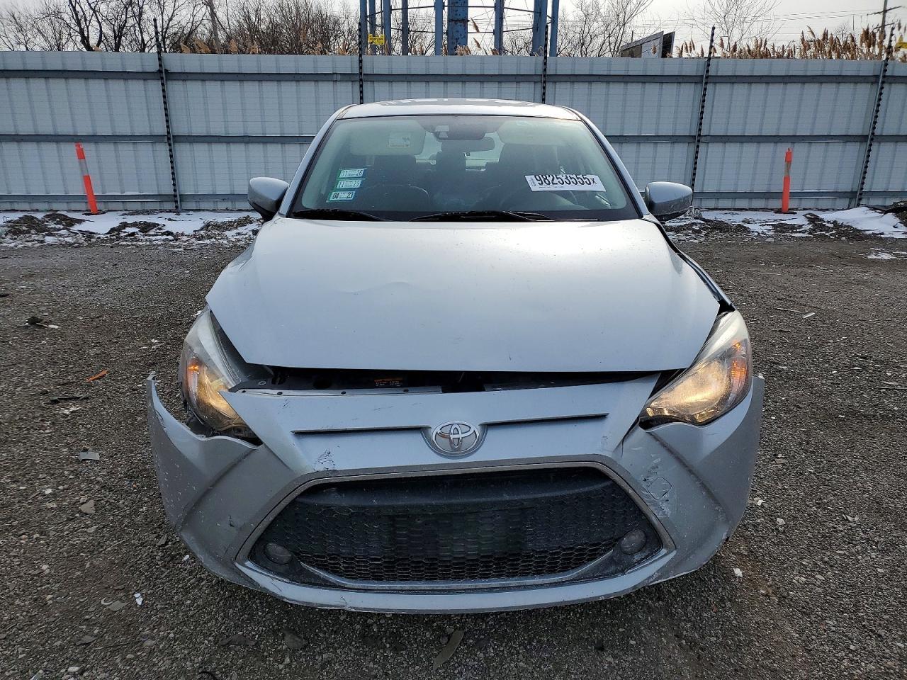 2019 Toyota Yaris - Фото 5