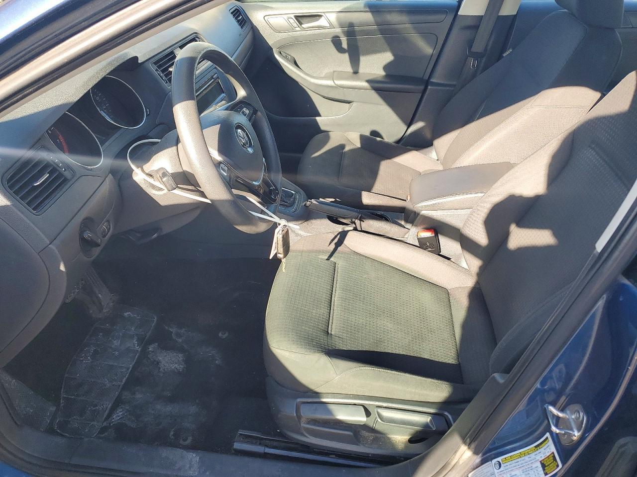 2015 Volkswagen Jetta Base - Image 7