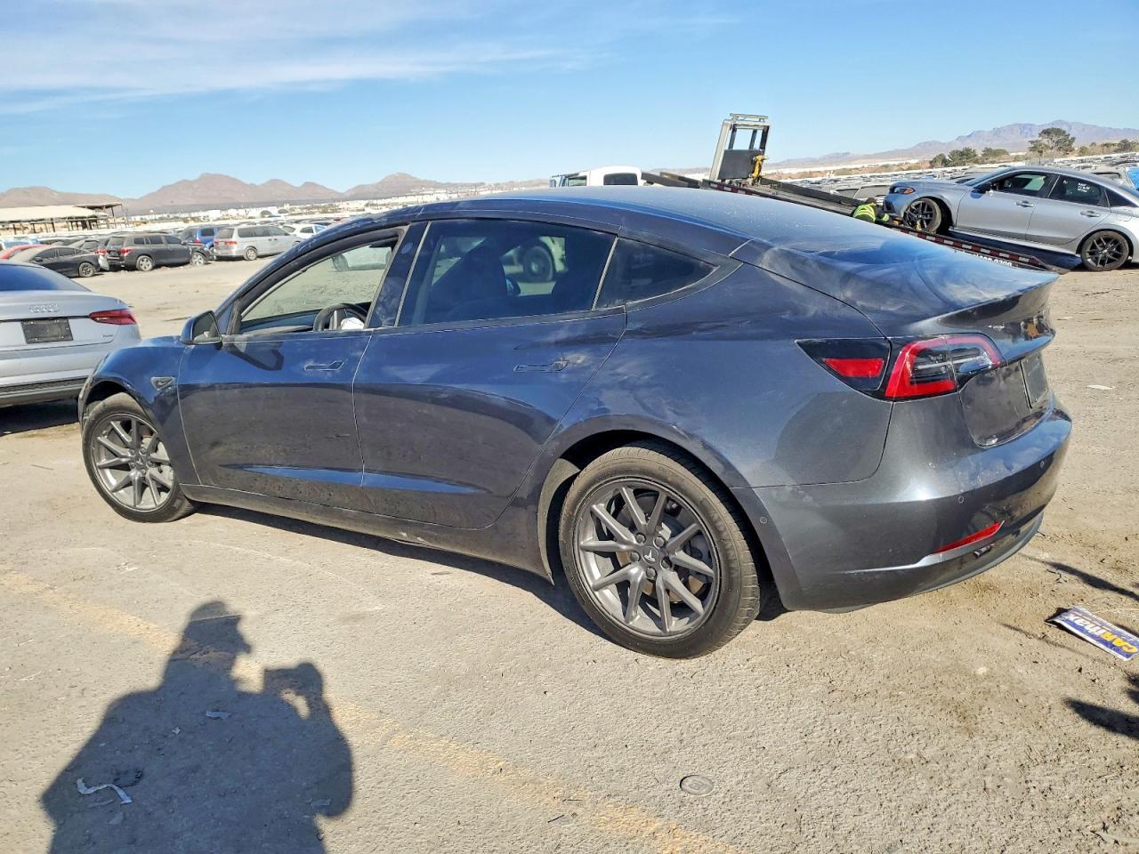 2019 Tesla Model 3 - Фото 2