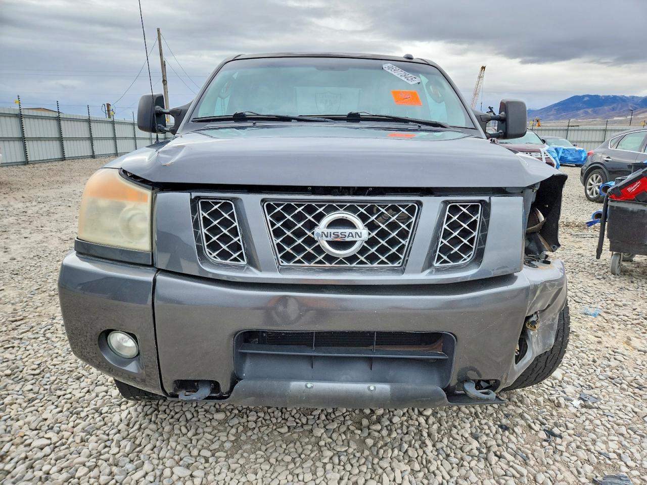 2011 Nissan Titan Sv - Фото 5