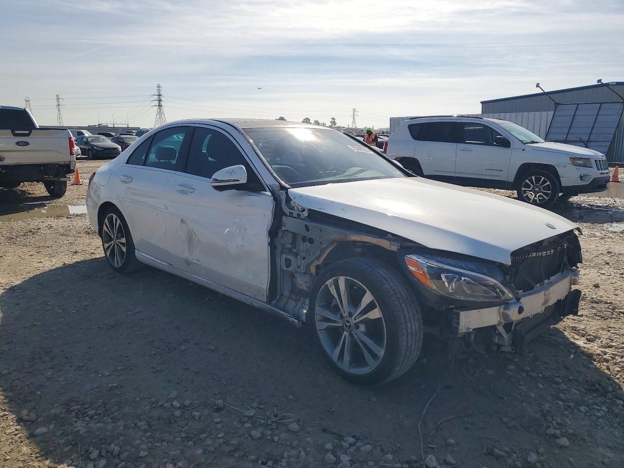 2018 Mercedes-Benz C 300 - Фото 4