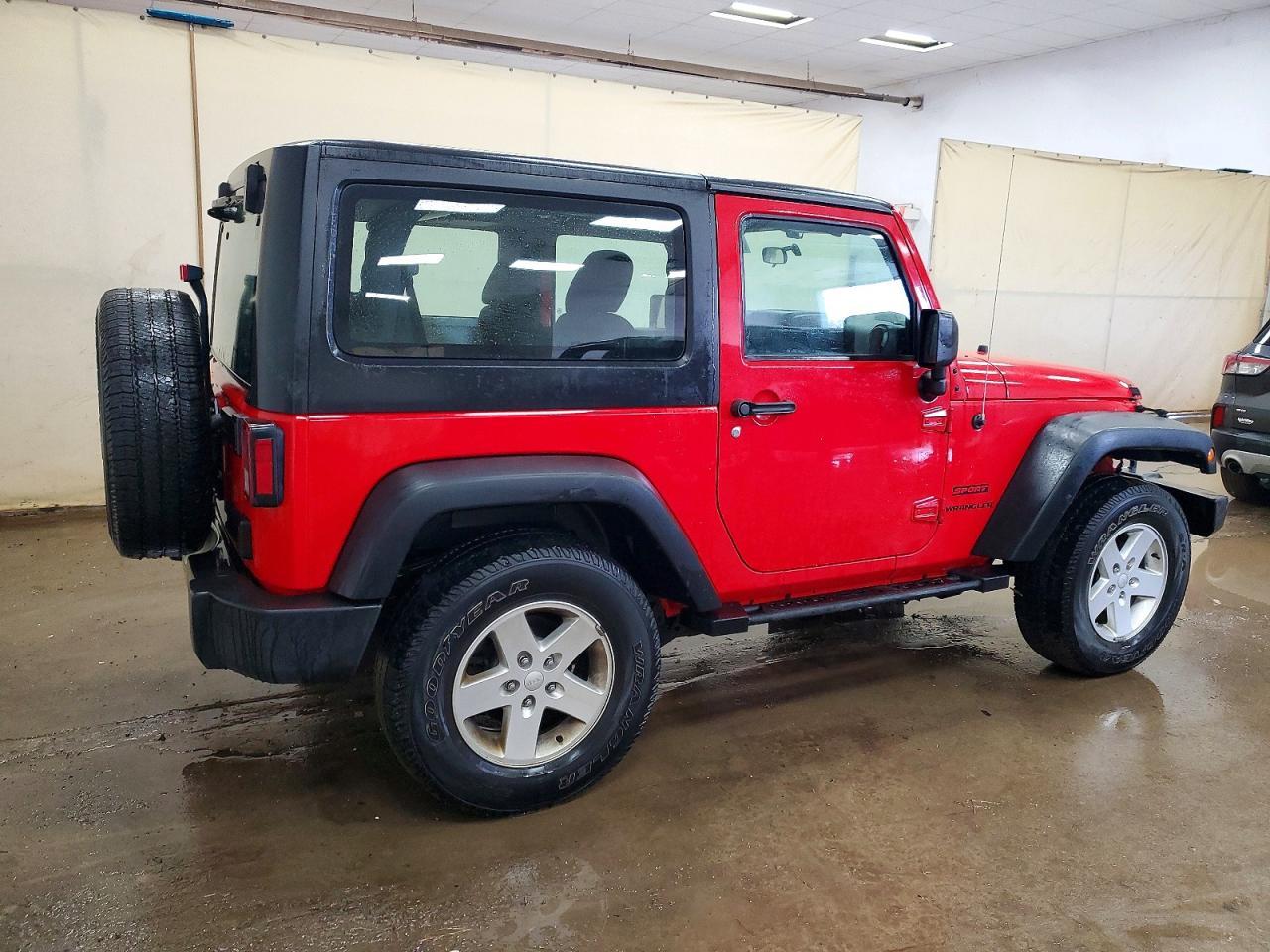 2017 Jeep Wrangler Sport - Фото 3