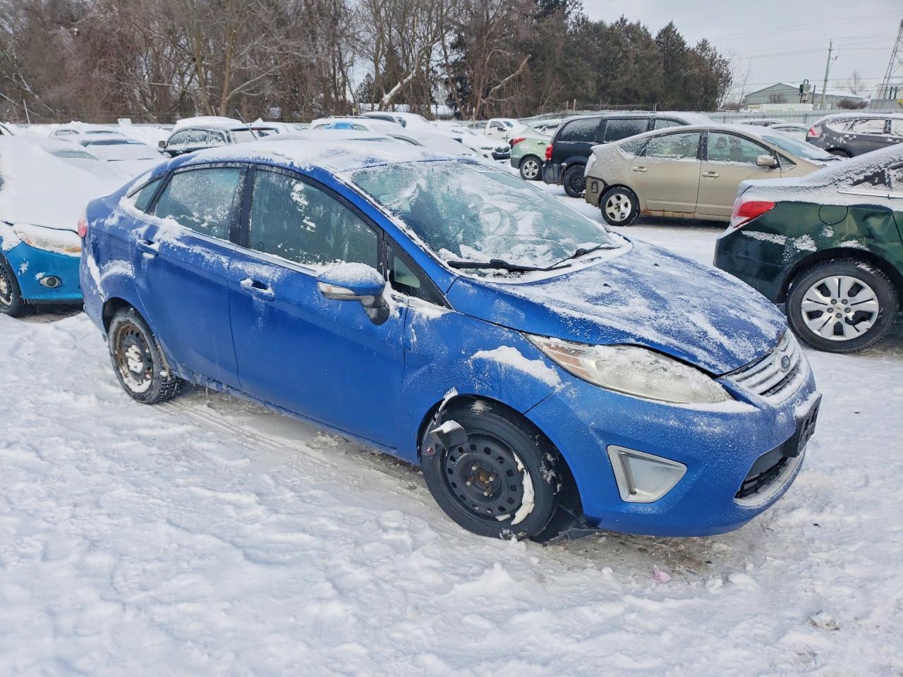 2011 Ford Fiesta Sel - Фото 4