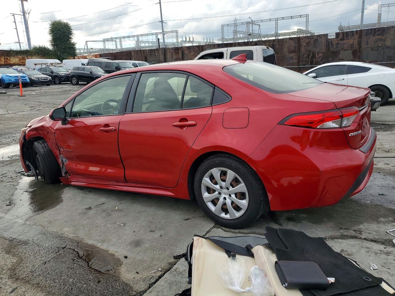 2020 Toyota Corolla Le - Фото 2