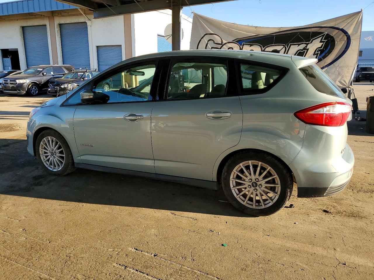 2013 Ford C-Max Se - Фото 2