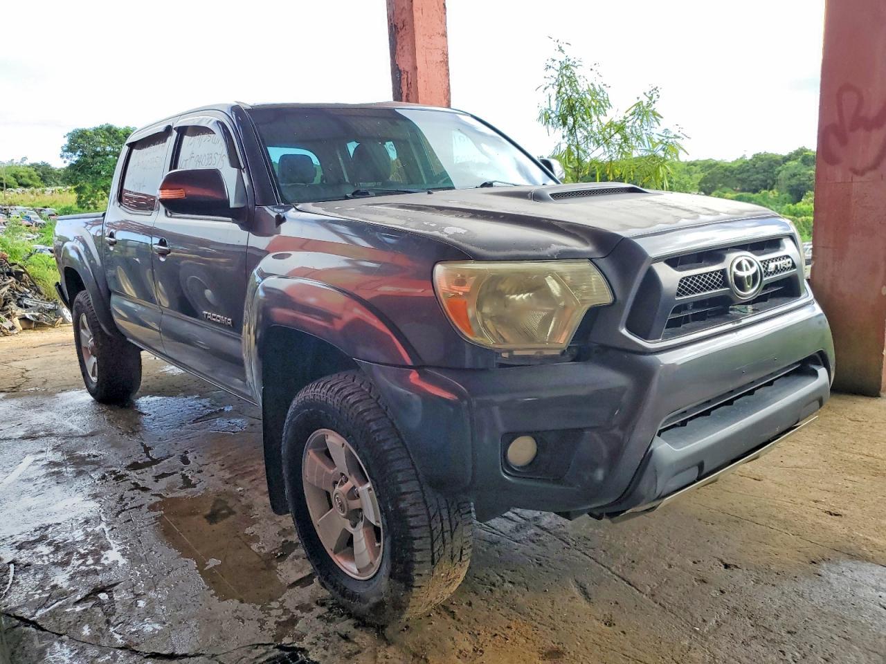 2015 Toyota Tacoma Double Cab Prerunner - Image 4