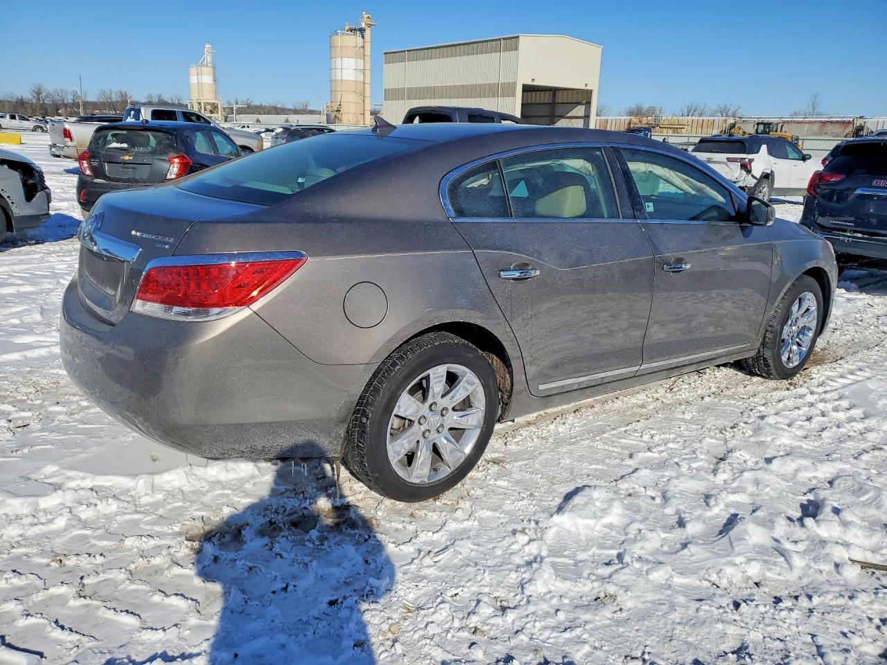 2011 Buick Lacrosse Cxl - Image 3