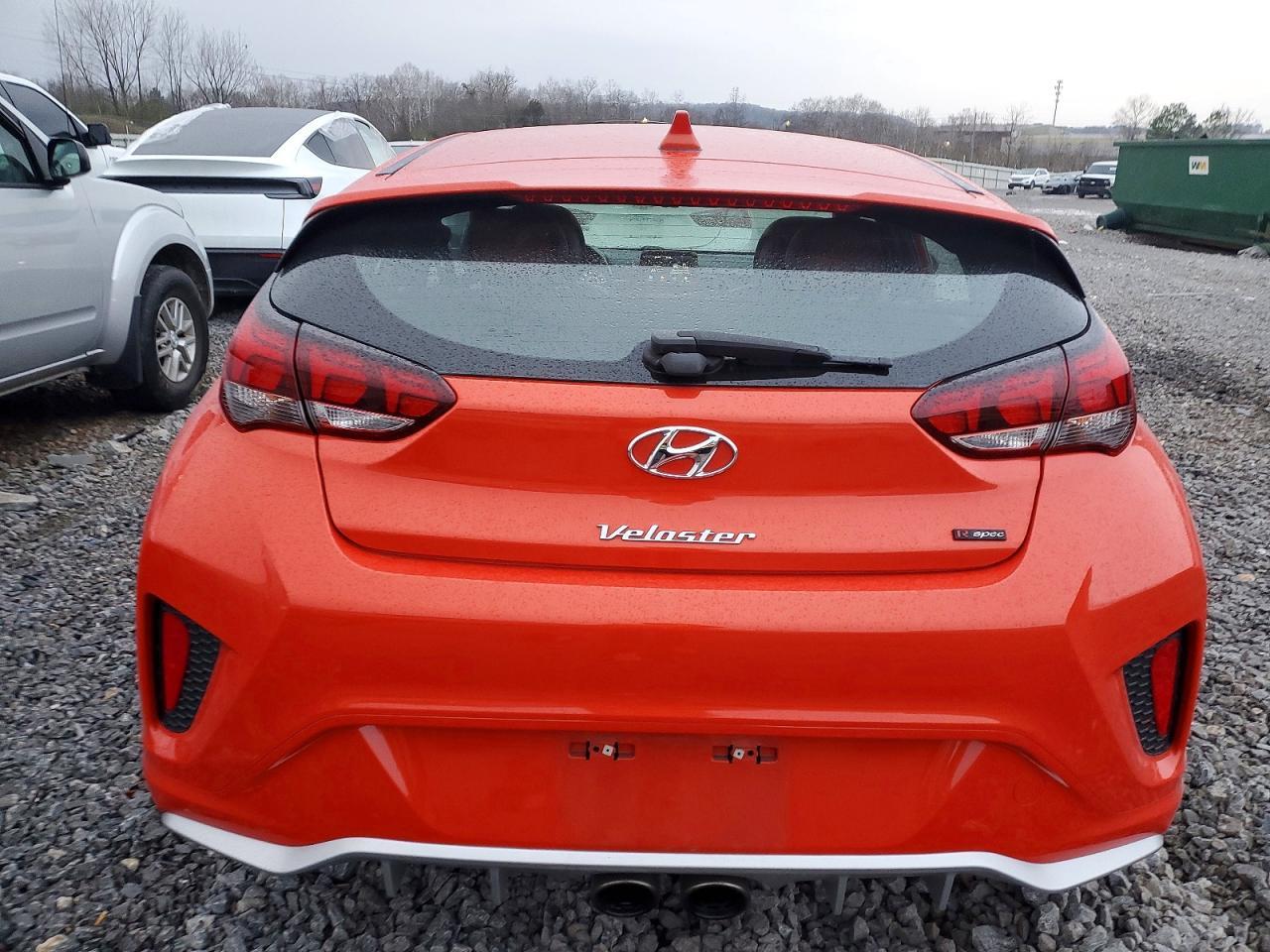 2019 Hyundai Veloster - Image 6