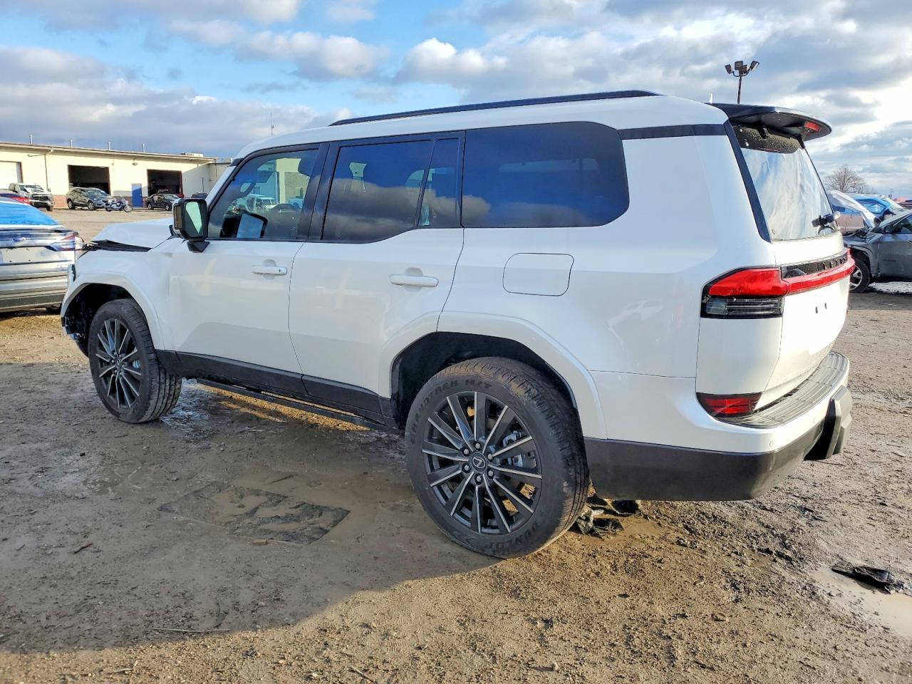 2025 Lexus Gx 550 - Image 2