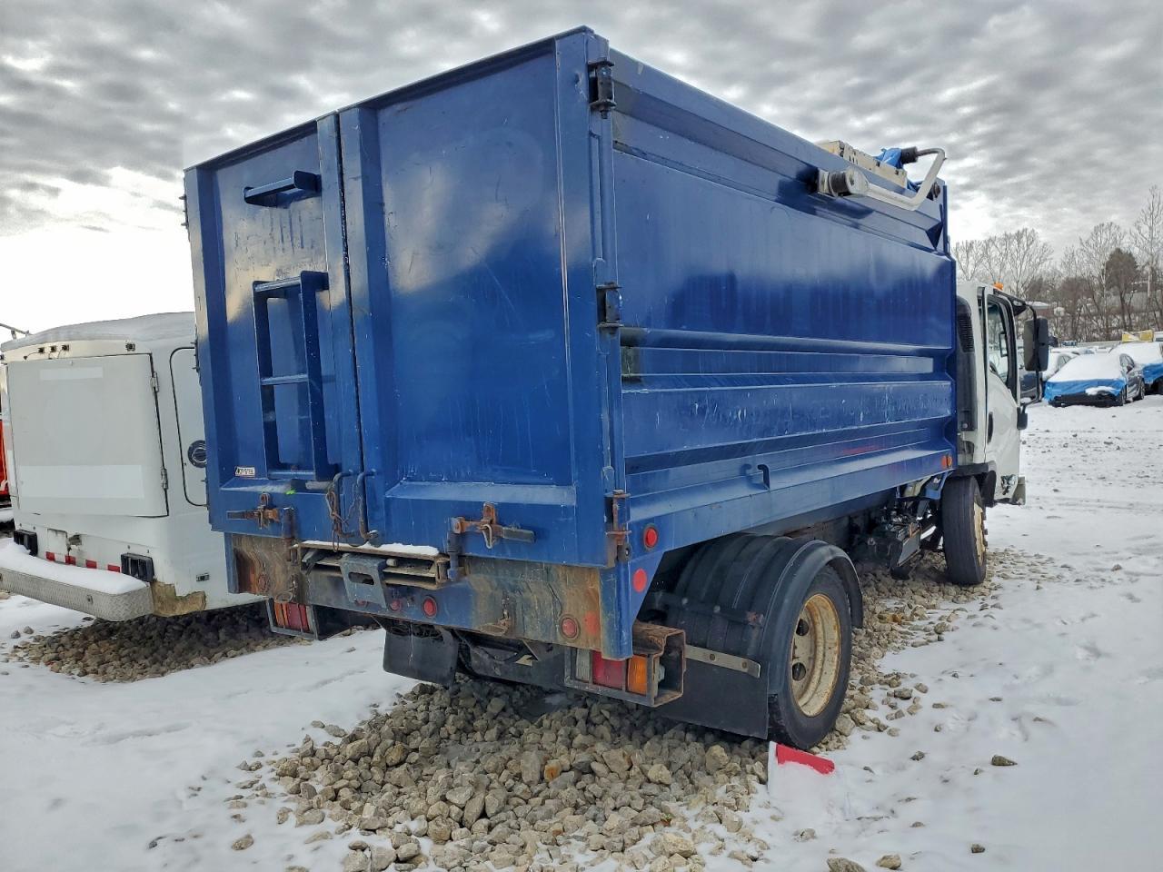 2020 Isuzu Npr Hd Refuse Truck - Image 3