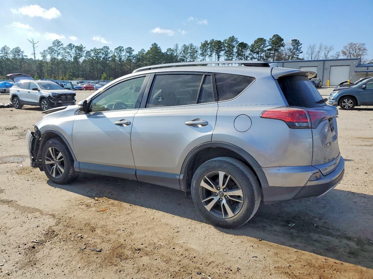 2018 Toyota Rav4 Adventure - Фото 2