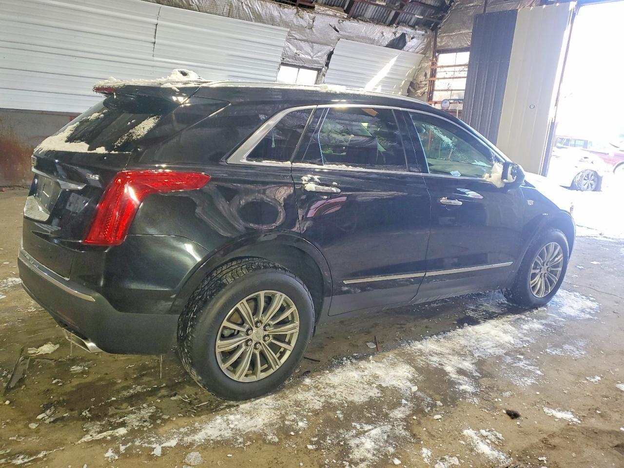 2019 Cadillac Xt5 Luxury - Image 3