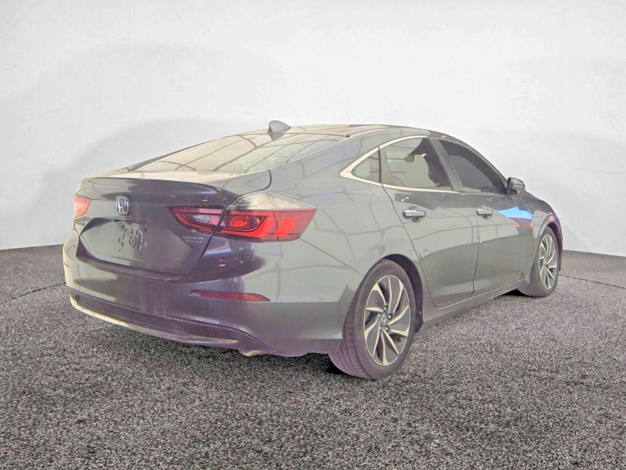 2019 Honda Insight Touring - Image 4