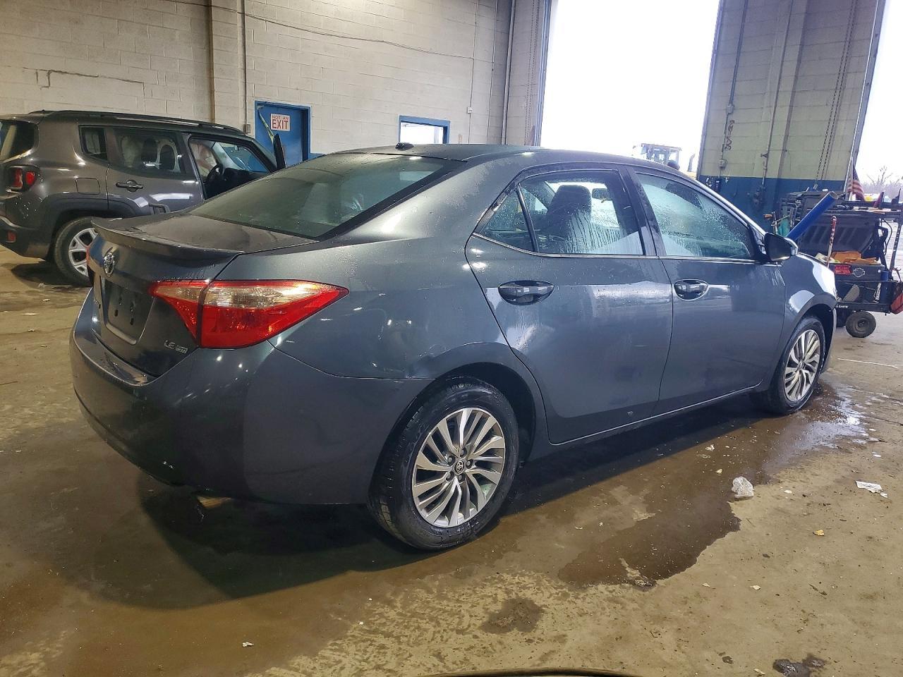 2017 Toyota Corolla Le Eco - Image 3