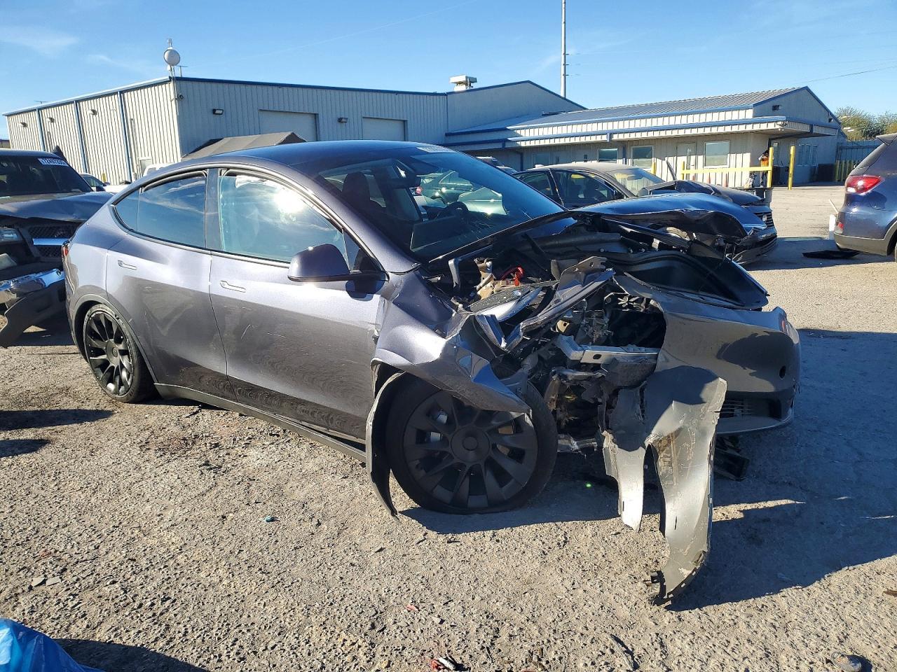 2023 Tesla Model Y - Фото 4