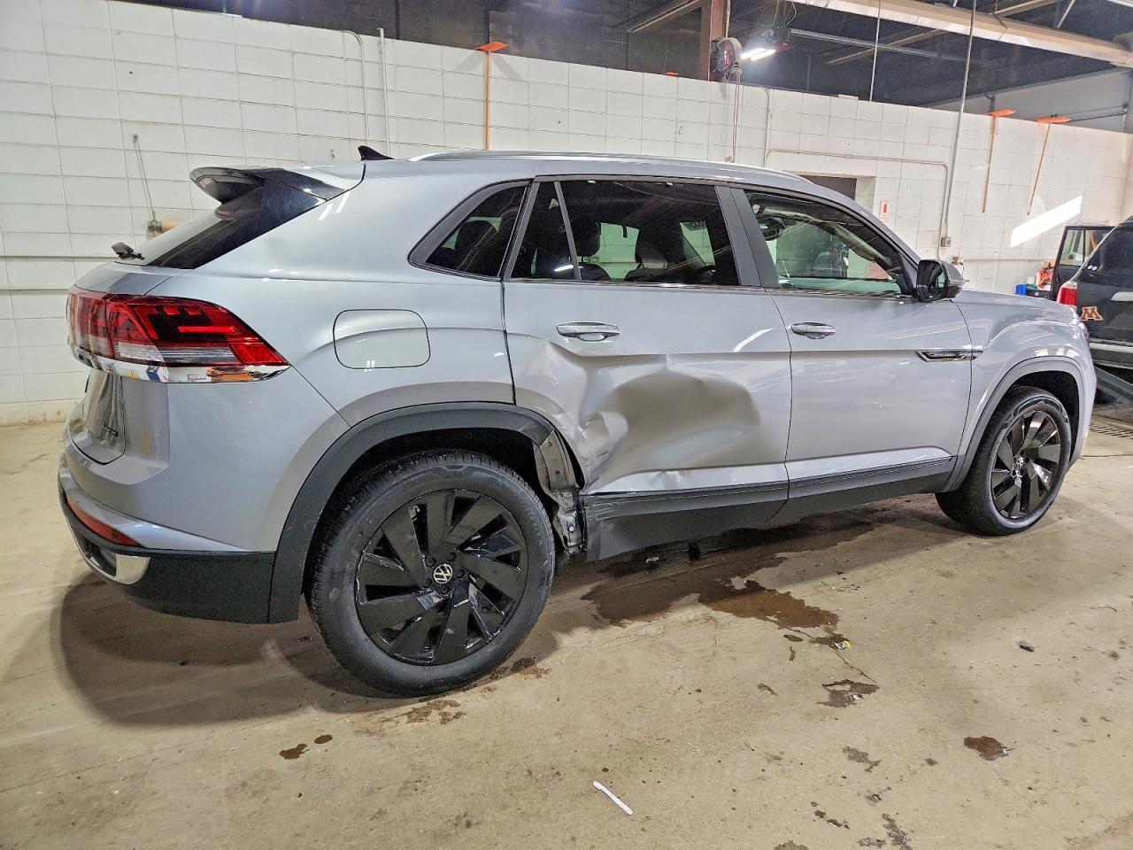 2024 Volkswagen Atlas Cross Sport Se - Фото 3