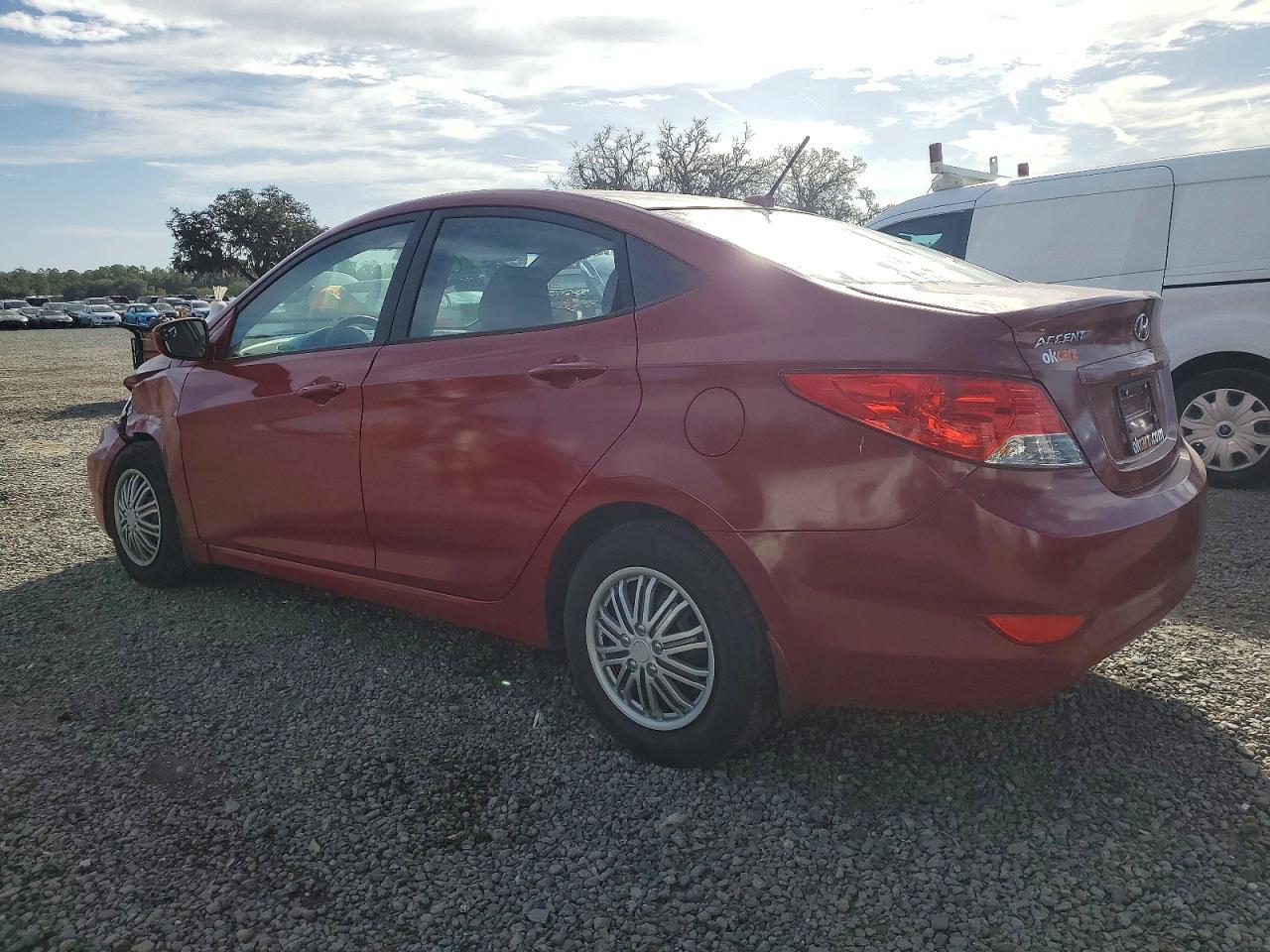 2014 Hyundai Accent Gls - Фото 2