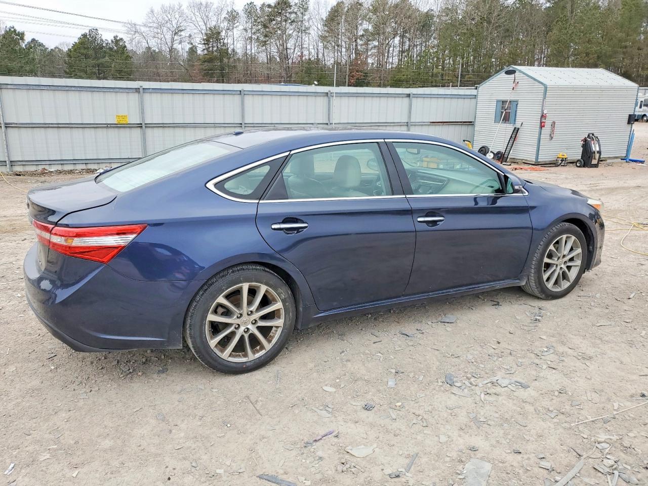 2014 Toyota Avalon Base - Image 3
