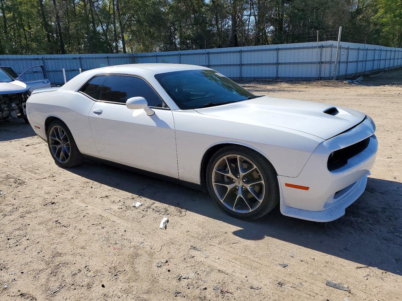 2022 Dodge Challenger Gt - Image 4