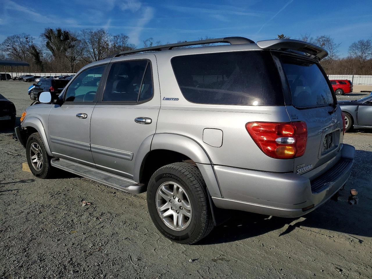 2004 Toyota Sequoia Limited - Image 2