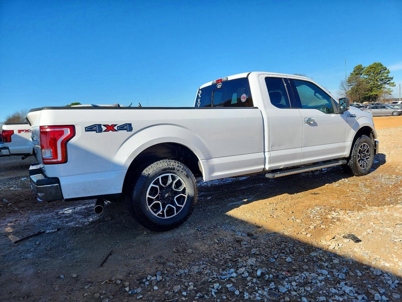 2016 Ford F150 Super Cab - Image 3