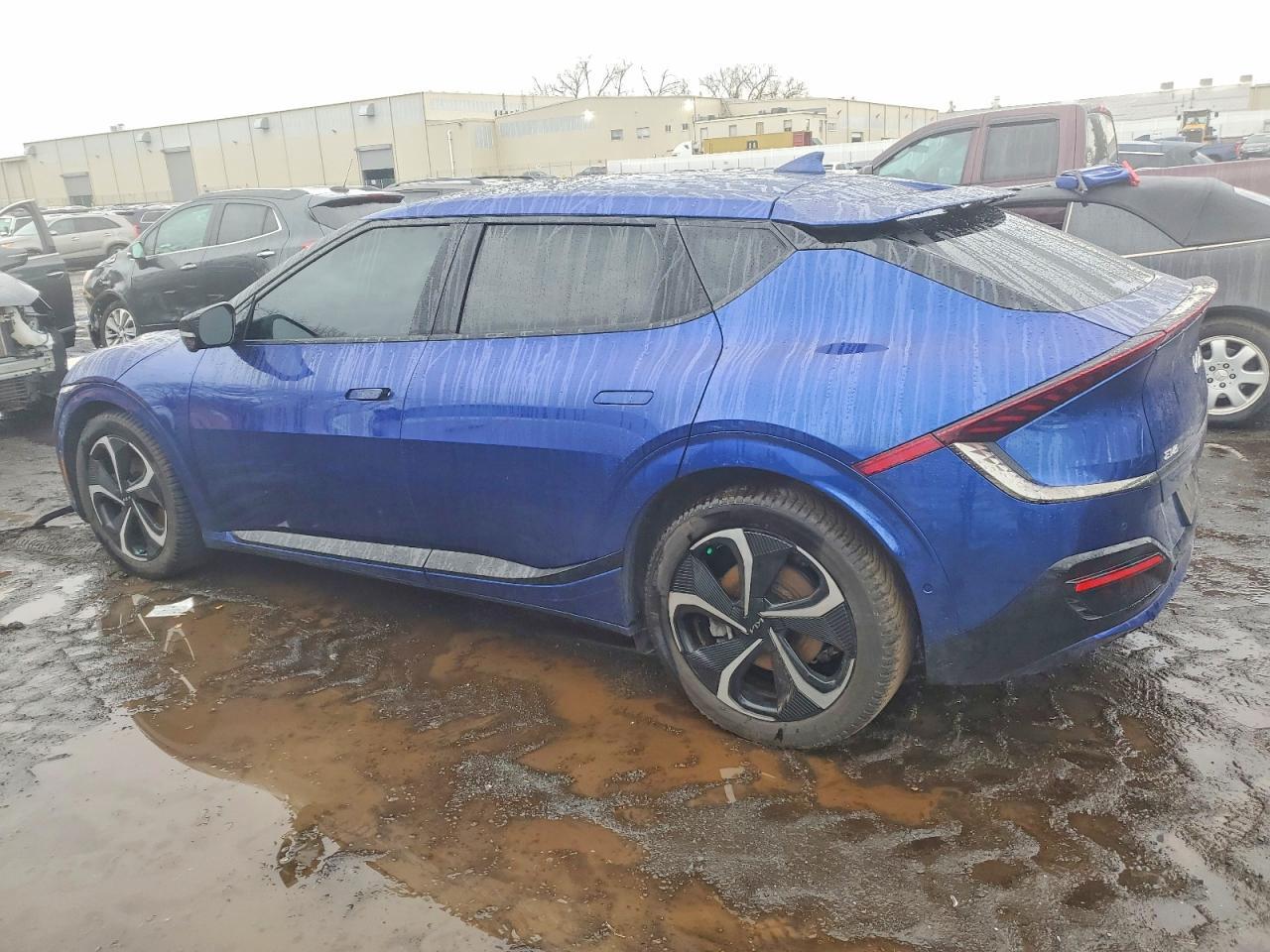 2022 Kia Ev6 Gt Line - Фото 2