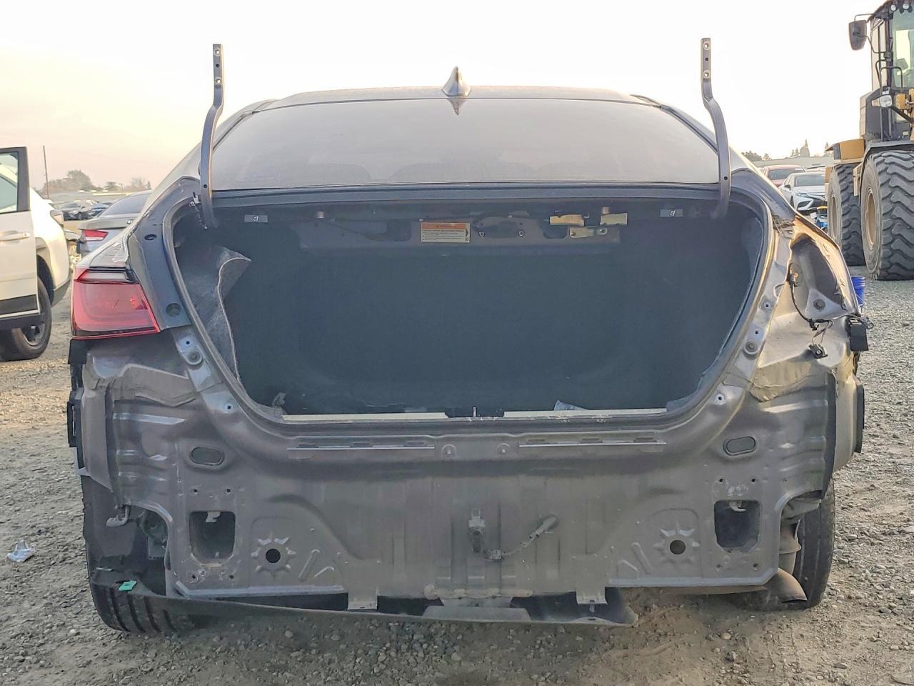 2021 Honda Insight Ex - Фото 6