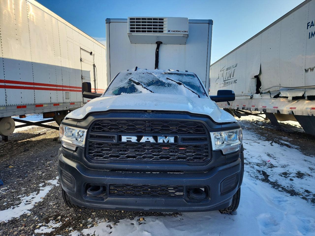 2022 Ram 5500 Refrigerated Box Truck 6.4L V8 - Фото 5