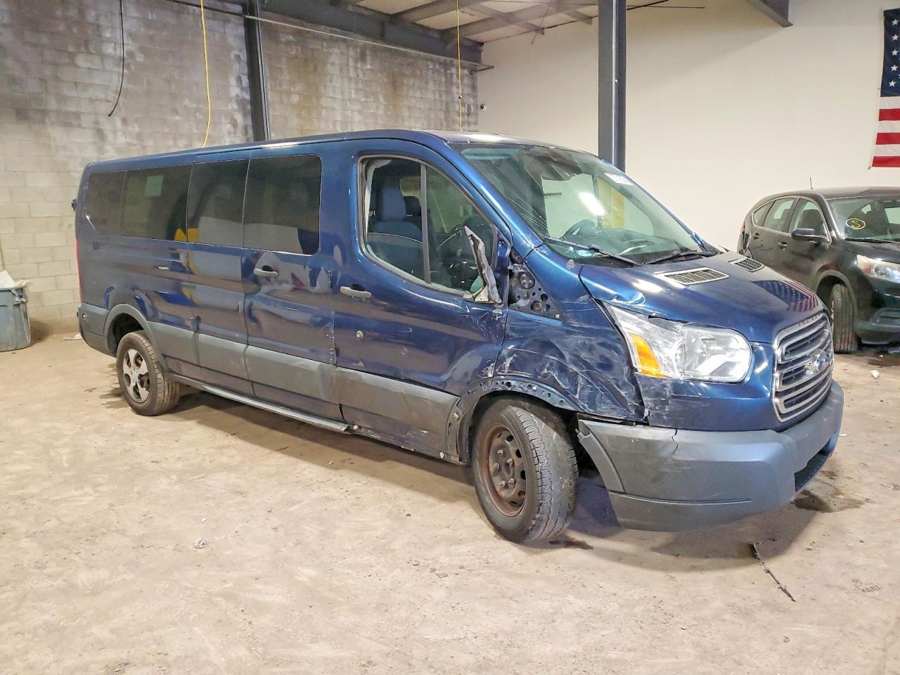 2016 Ford Transit T-350 - Фото 4