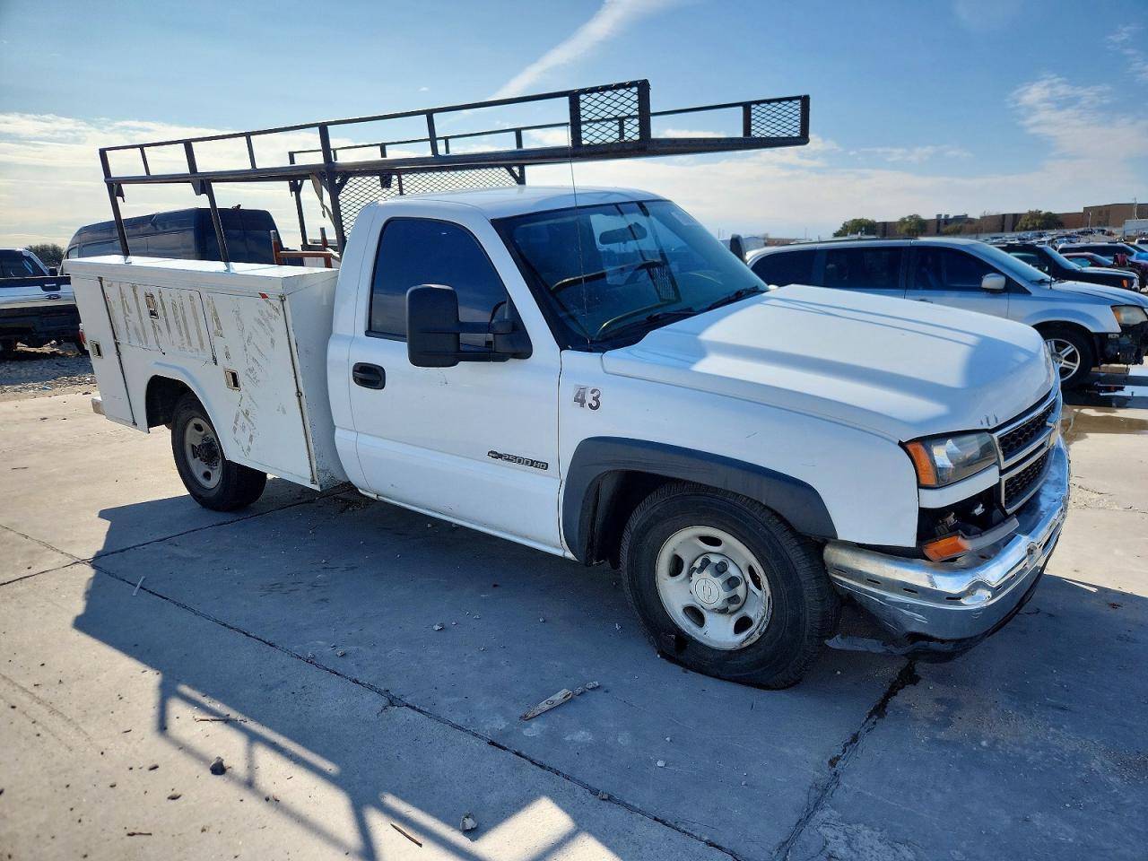 2006 Chevrolet Silverado C2500 Heavy Duty - Фото 4