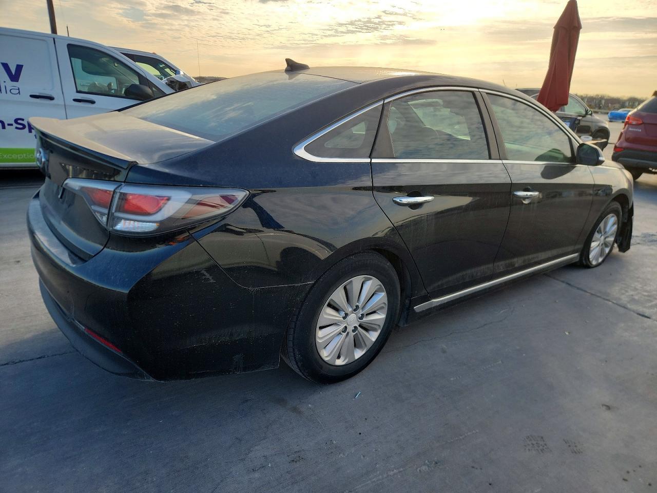 2017 Hyundai Sonata Hybrid - Фото 3