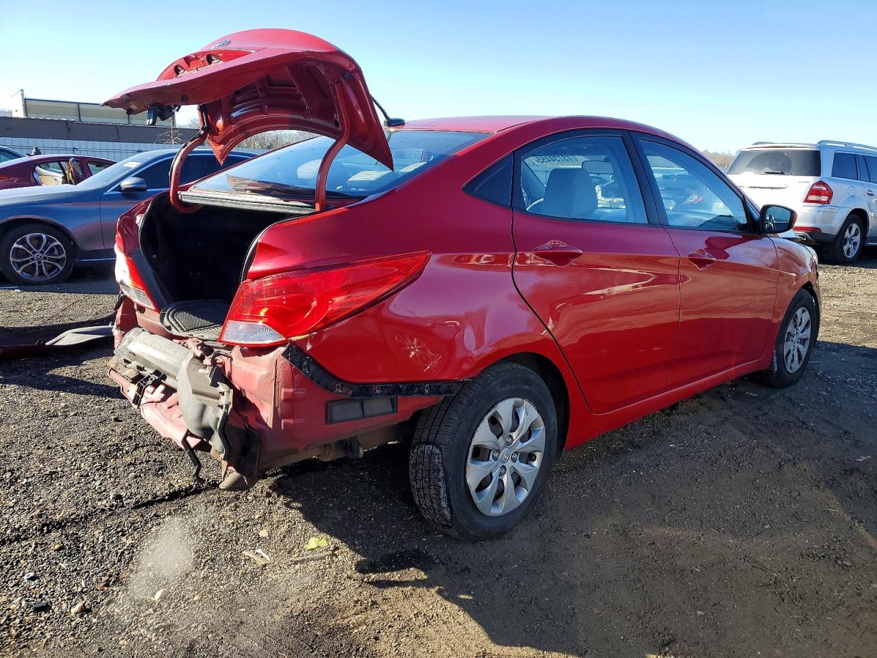 2016 Hyundai Accent Se - Фото 3